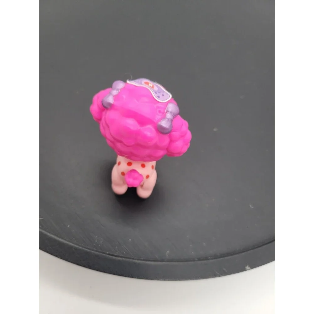 LOL PET RESCUE Series 1 Mystery Collectable Capsule ZURU - Magenta